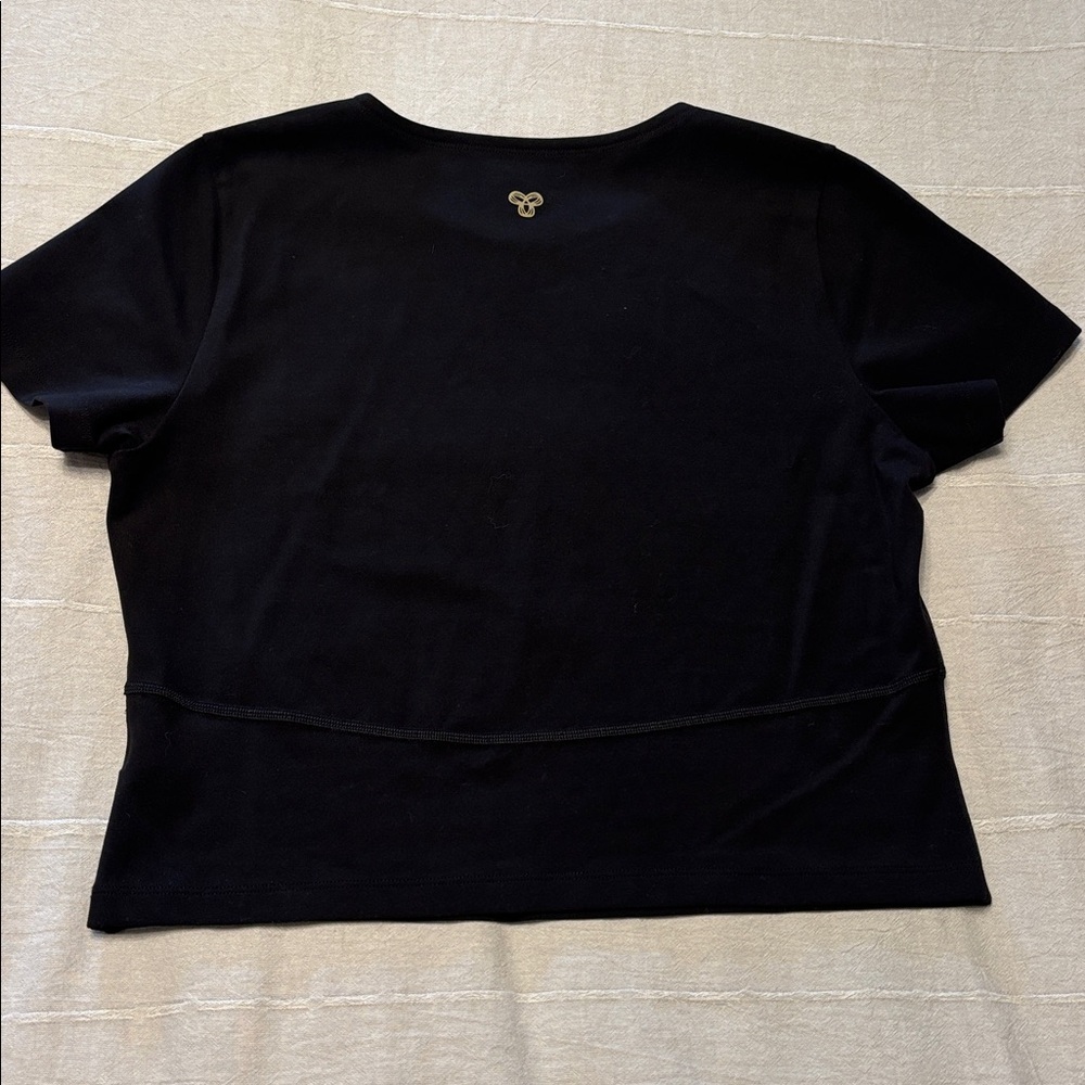 BNNW aritizia butter cropped black Tee - Picture 2 of 5